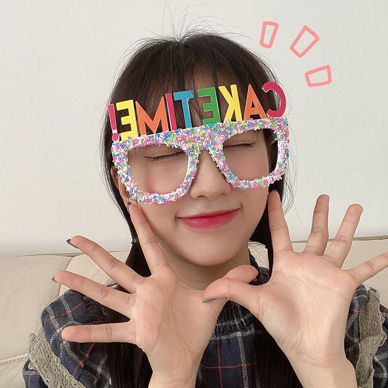 White candy glasses