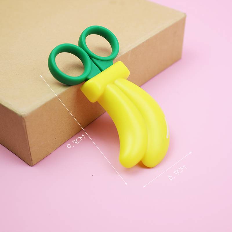 Banana scissors 1