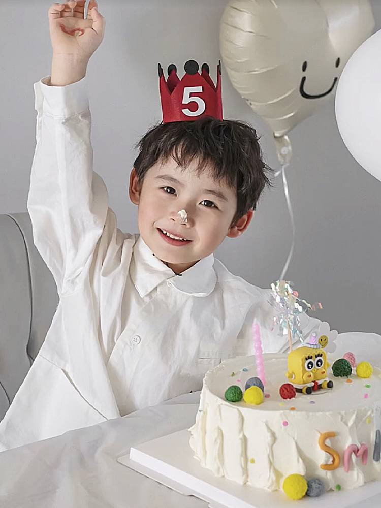 Xiaohongshu Red Digital Birthday Hat Crown Hat INS Letter Balloon Children's Birthday Cage Propers