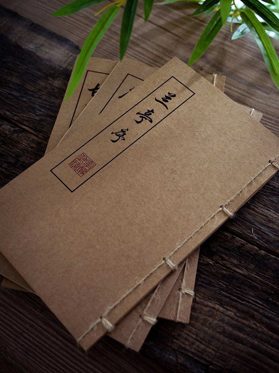 Photo scenery costume photography props book performance shooting line decoration of ancient book model house decoration decorative decoration props