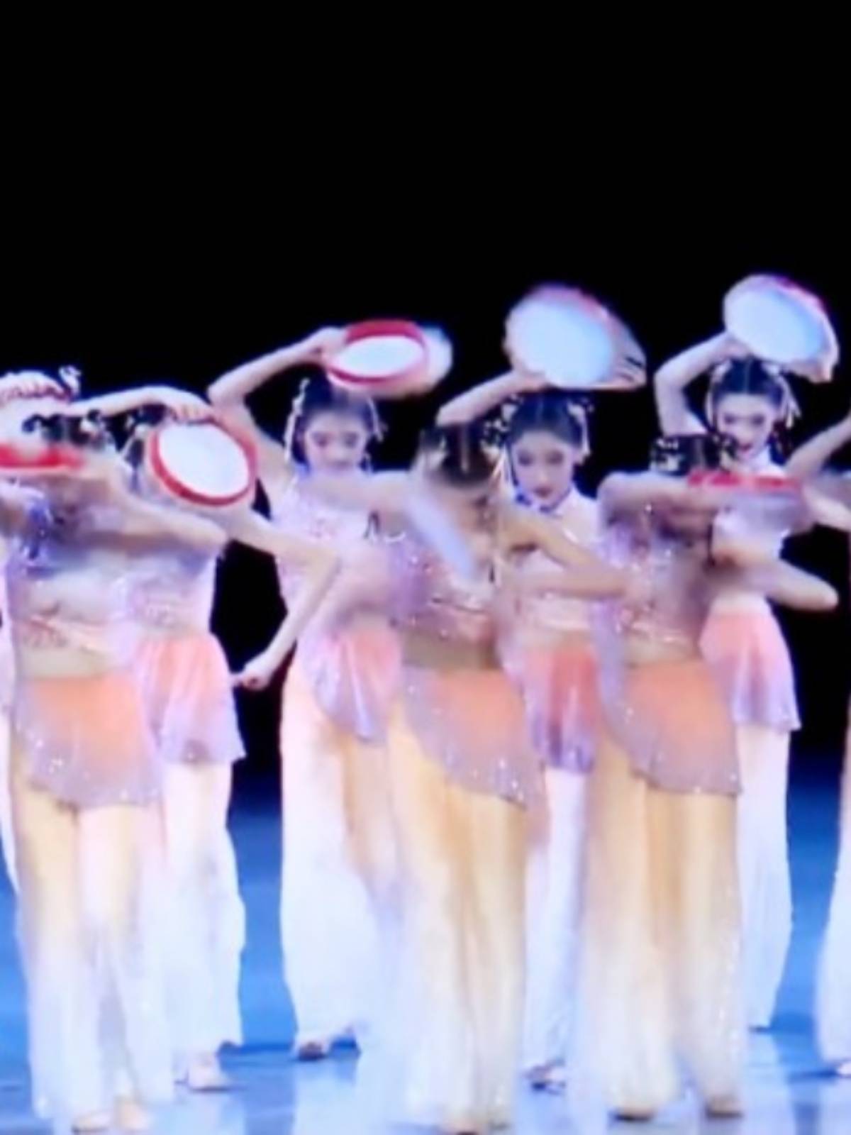 Guangdong Lufeng Qian encourages the drum rhyme, the month is willing to shot Drum Lingnan Yuexiu Yuemei Embroidered Flower Taoism, the Bell Drum