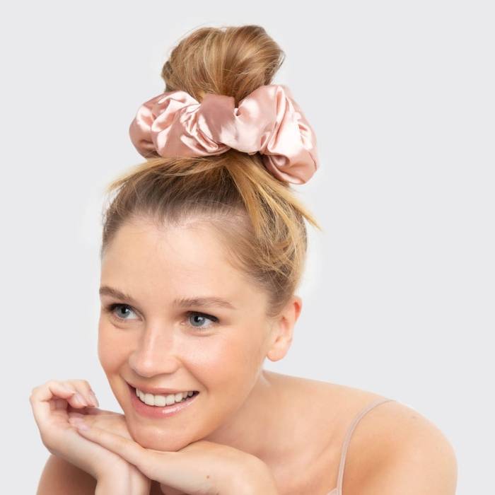 Spot Zhang Xiaozheng recommends the US KITSCH satin hair circles without hurting the big pillow sleep artifact mini