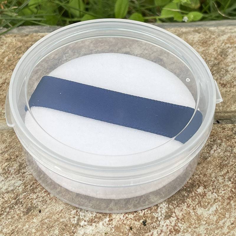 1 [blue ribbon] small round box