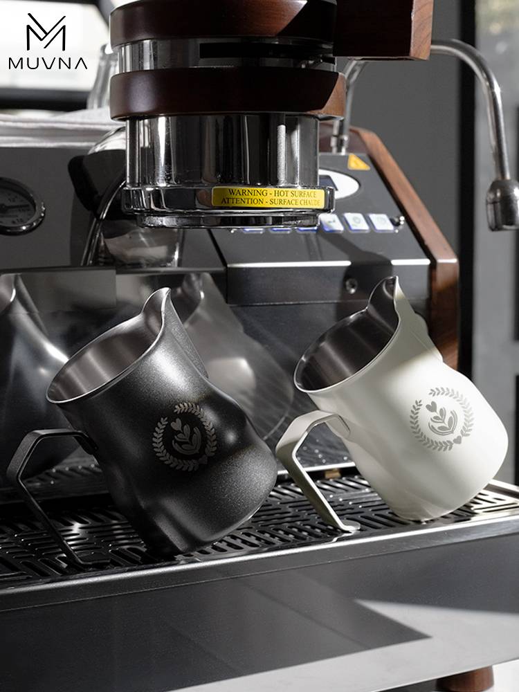Muvna Italian coffee milk cup 304 stainless steel big belly beating tank 350/450ml pull flower cup milk cup