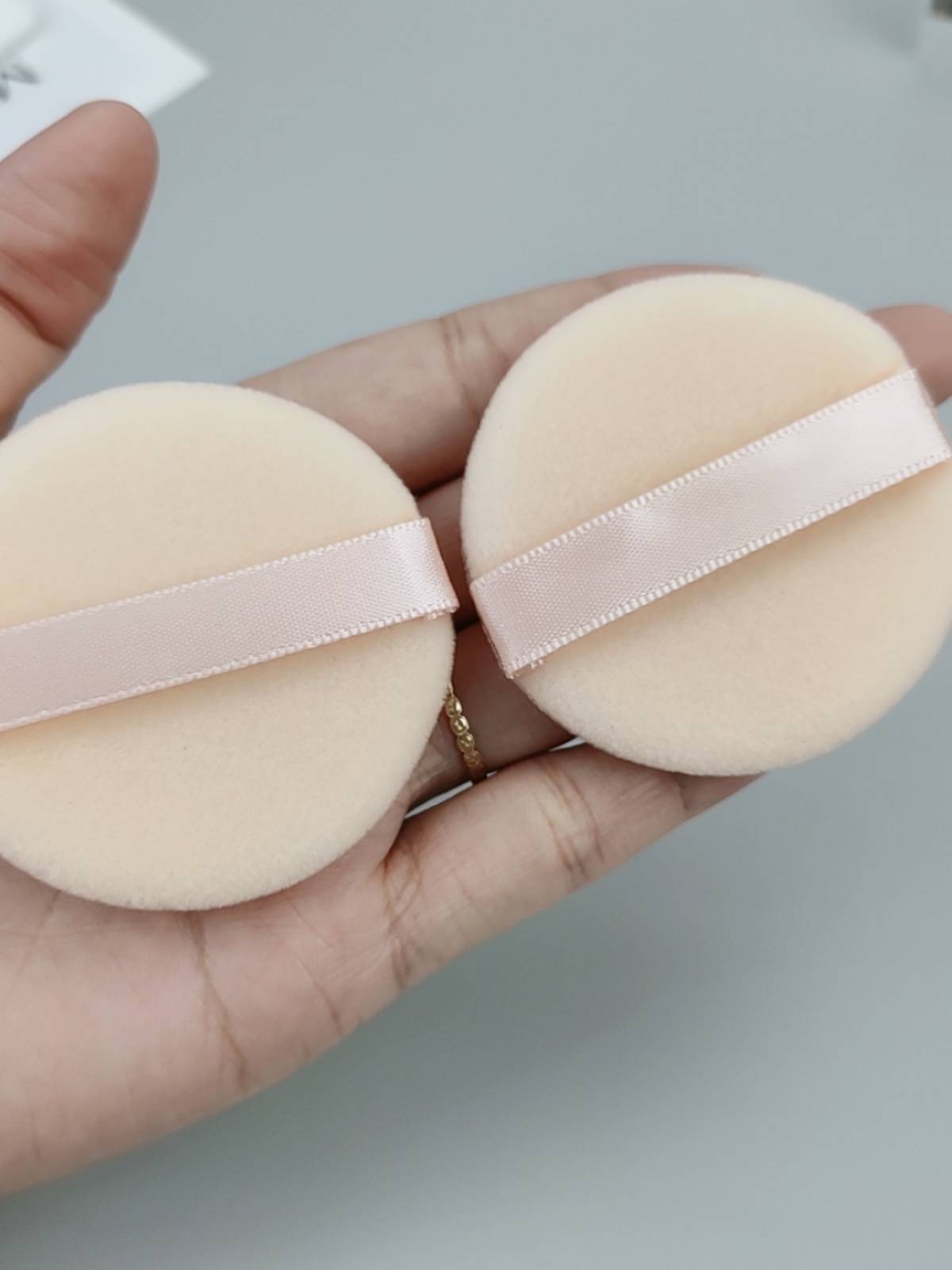 Na*s banana powder kik0 powder puff CT fluffy large white cake fixed cubic square implanted velvet ultra -thin dry powder