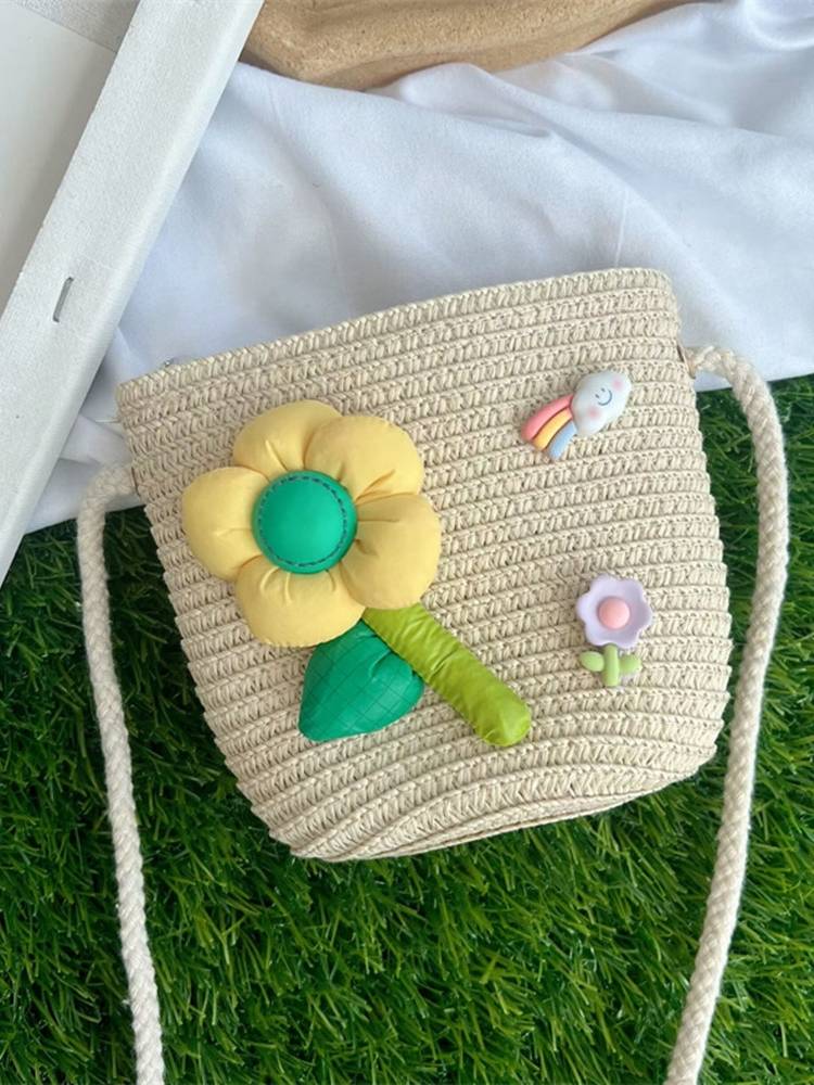 Selling cute artifact 1-8-year-old girl baggage holiday cherry grass editing shell bag female baby children shoulder bag pocket