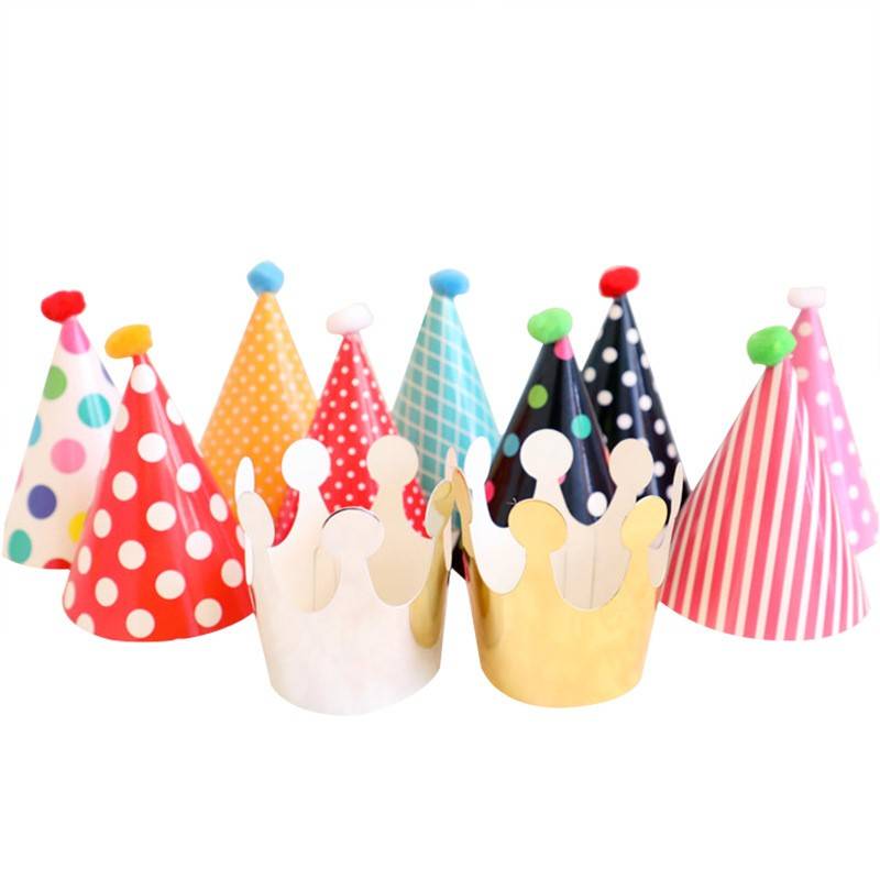11 -piece set of birthday caps (random model)