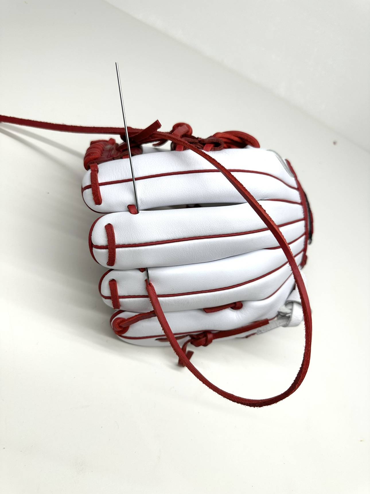 Leather leather rope 1.8 meters+ hard -to -hard US imported thickened baseball glove special key chain