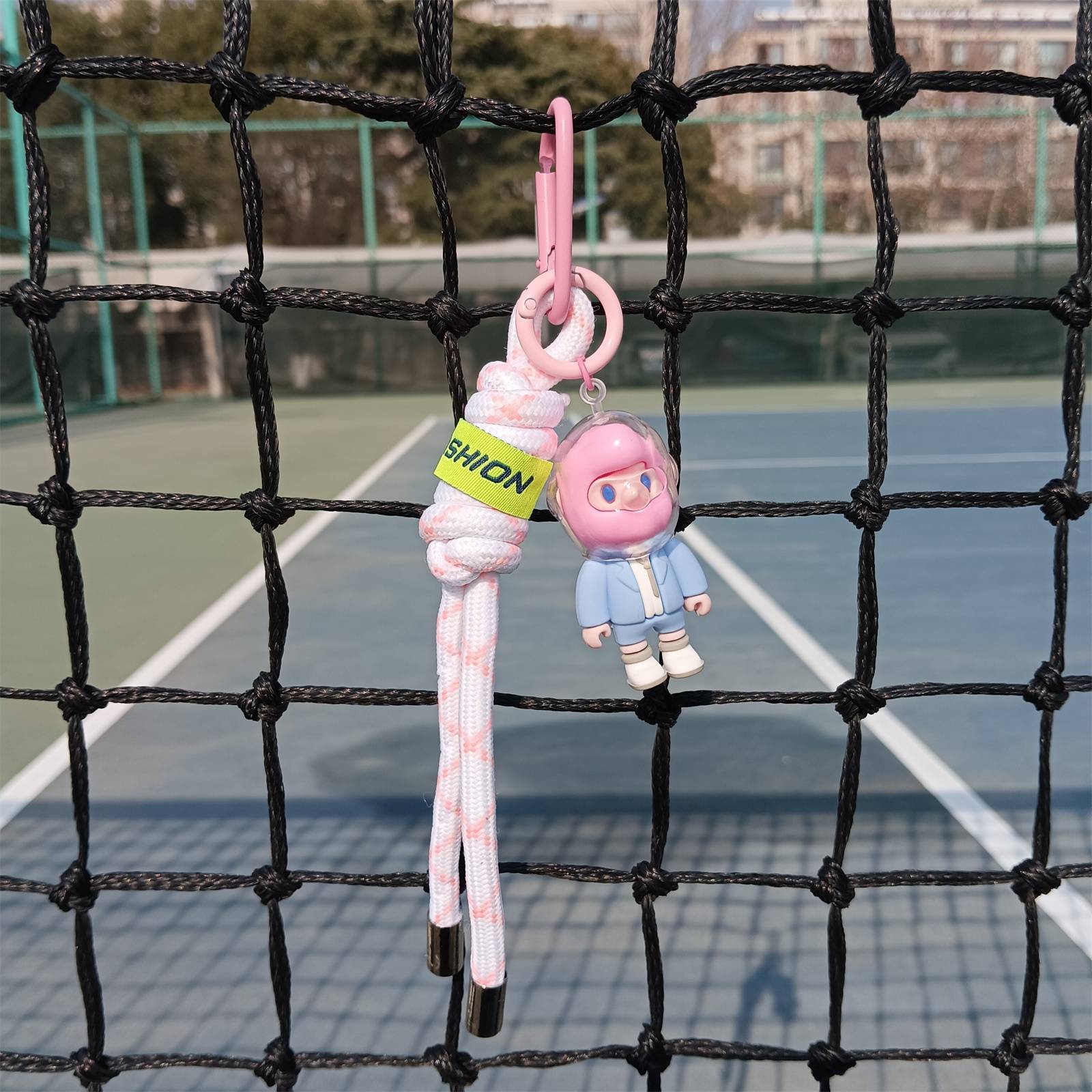 Latch rope+doll