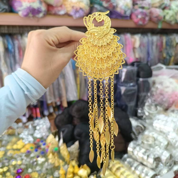 New ethnic style Dai bracelet special gold women's silver arm ring finger set crown photo jewelry spot
