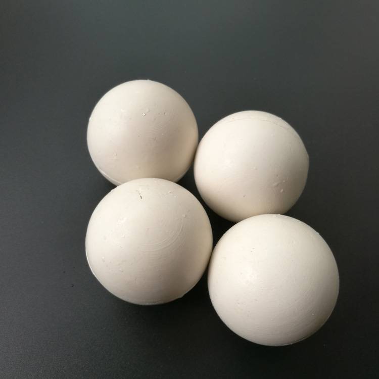 New product dry cleaners Rubber ball dedicated wear -resistant penetration leather jacket back to soft down jacket fluffy solid heart ball rubber ball