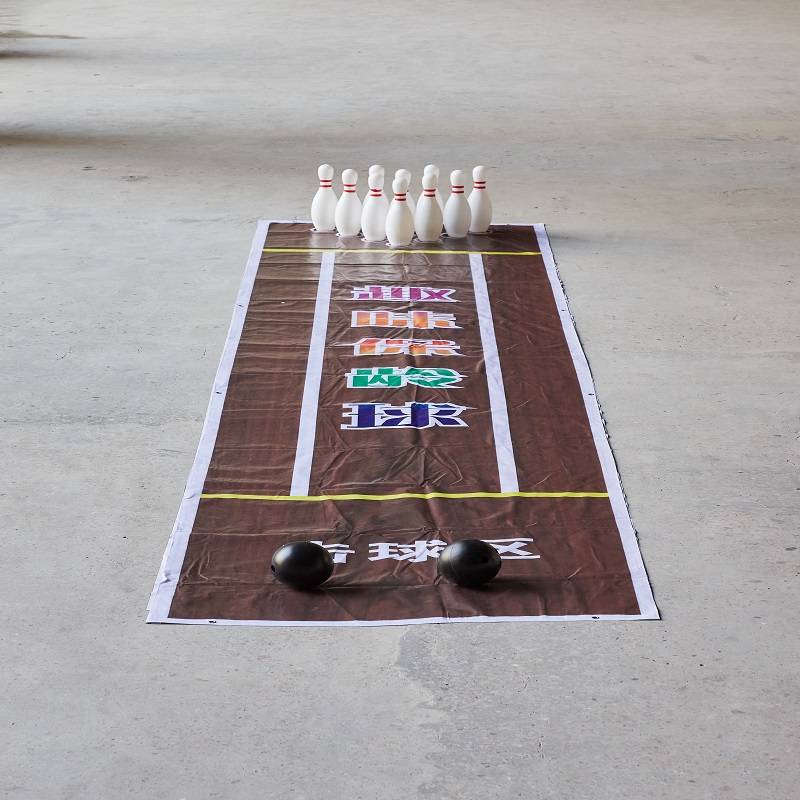 Fun bowling children's toy, indoor and outdoor sports group building outreach, bowling alleys