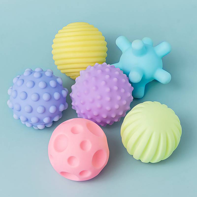 Squeeze the baby in the water, bathing toy, soft glue hand grabbing Manhattan touch sensor perception, massage ball puzzle can bite