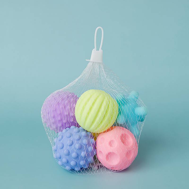 6 tennis pockets
