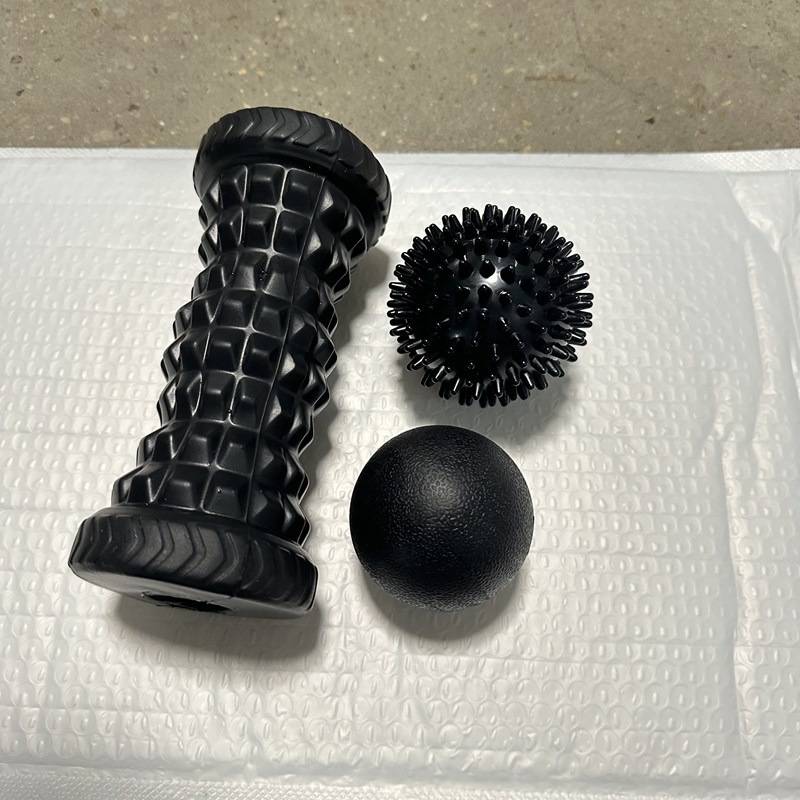 Foot massage wheel+thorns+fascia (black)