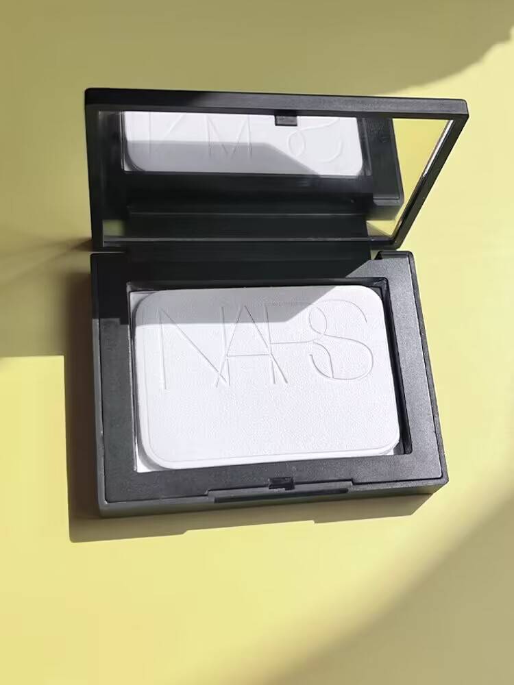 Nars big white cake powder original leather puff replacement installation of NAS Honey powder square oil control long -lasting powder