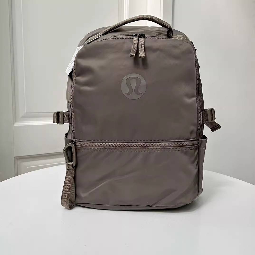 Nomadic ash [Capacity 22L]
