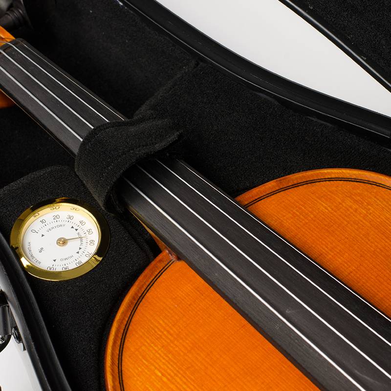 The violin box brown violin box is light and easy to carry