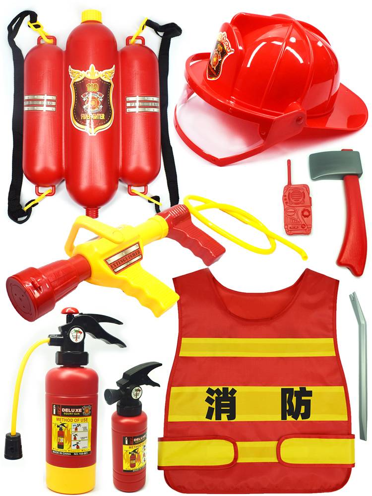 Children's firefighter toy character plays the home of the family Sims, the fire extinguisher water gun prop, the gift of the men and girls
