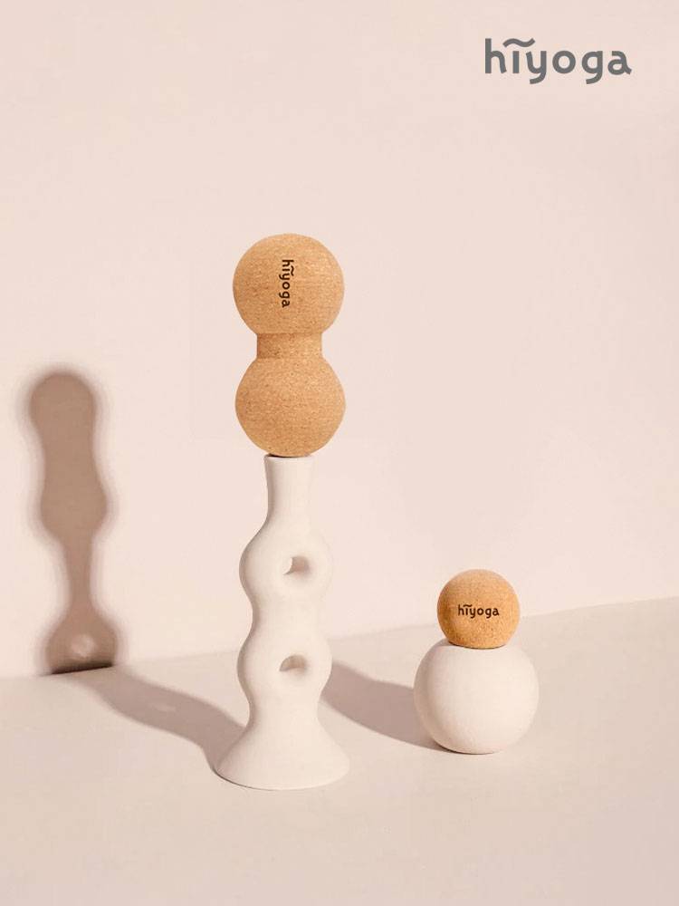 The same blogger Hiyoga professional cork fascia ball base muscle relaxation peanut ball trumpet yoga massage ball