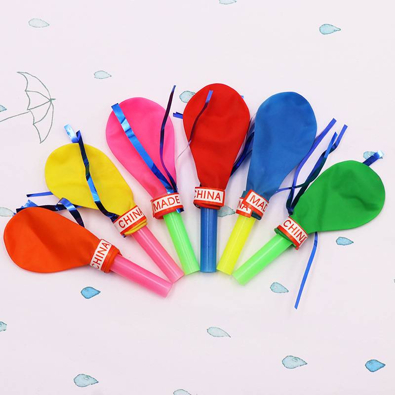 Whistle balloon gold silk whistle festivals decorative children with sound toys blowing balloon ball Baby birthday party supplies