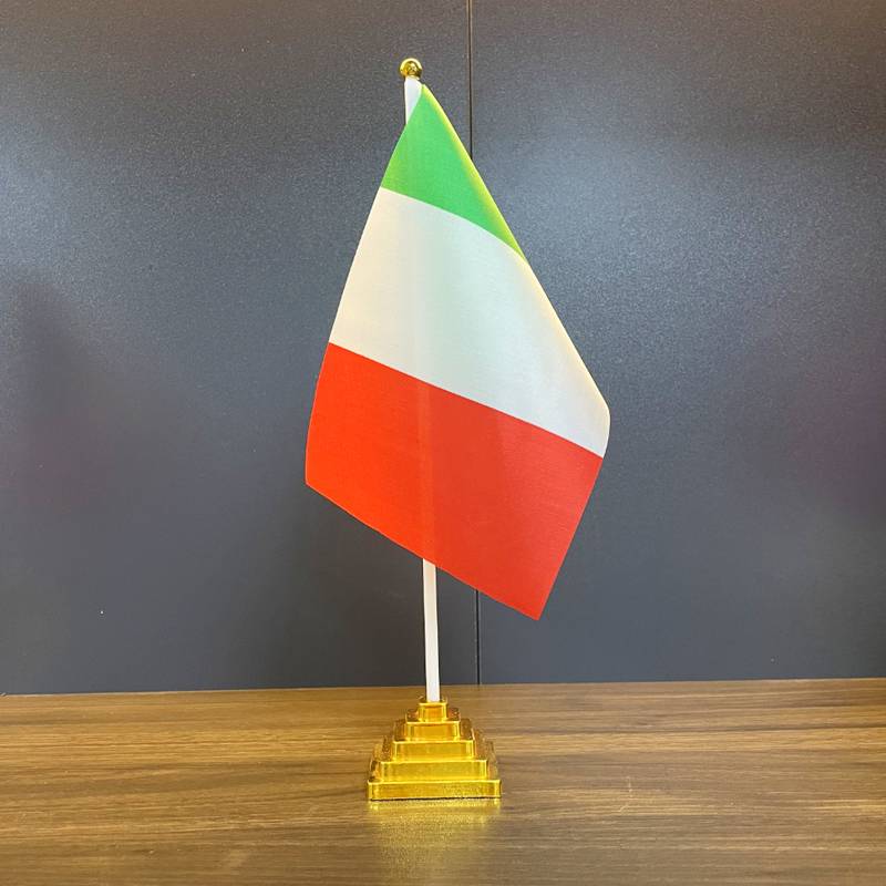 Italy (table flag+base)