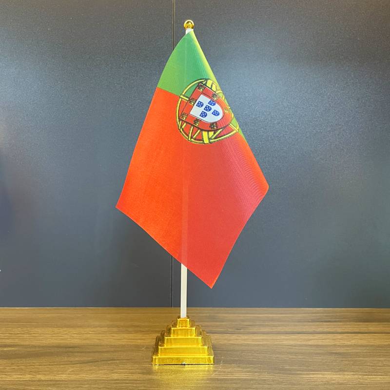Portugal (table flag+base)