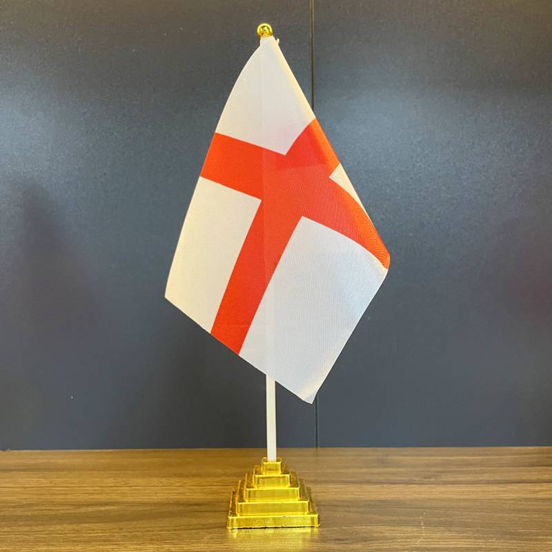 England (table flag+base)