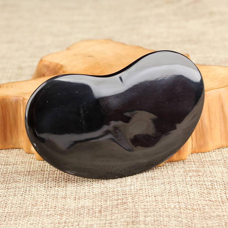 Black bull horn cashew plate (about 5mm thick side) is easy to get out