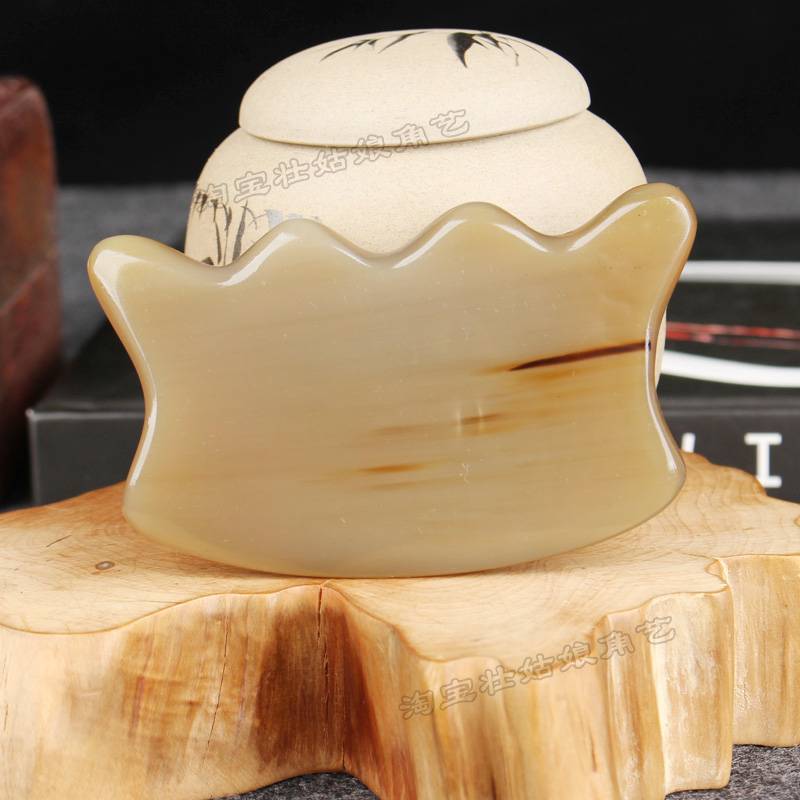 The thick edge of the white bull horn thickened wavy plate is greater than 7mm