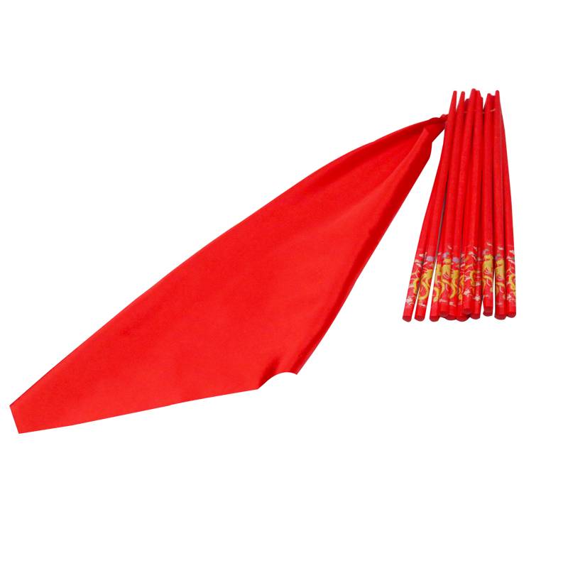 30cm2 to a total of 20 monochrome red silk (10 heels per hand)