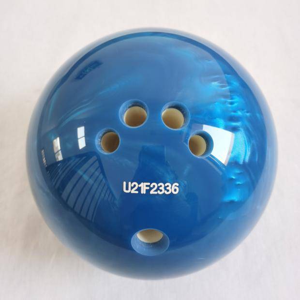 5 pounds and 5 -hole blue