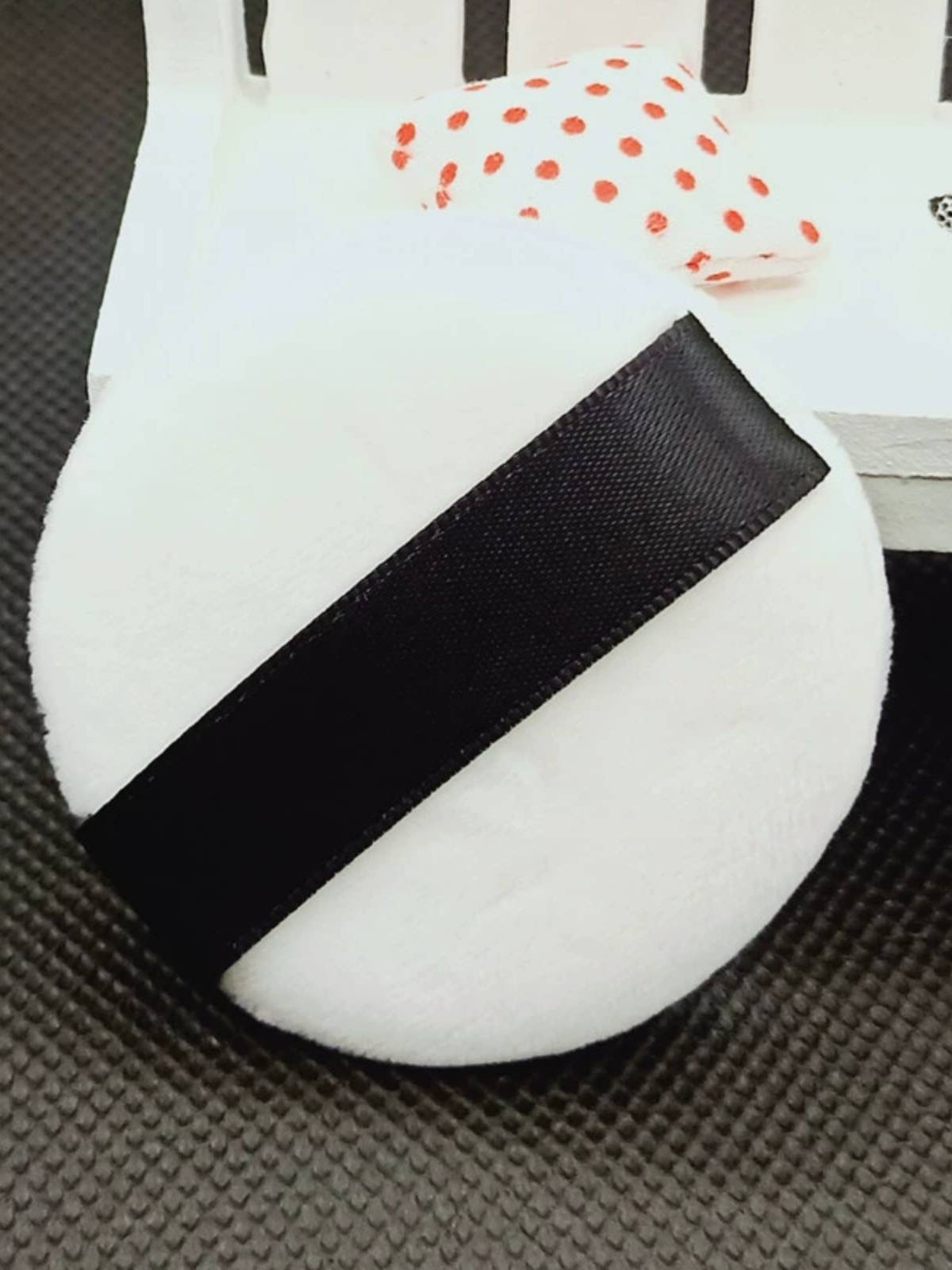 Sanfo puff box installed plush powder, make makeup powder puff makeup tools Women's double -sided emission flour powder specialty