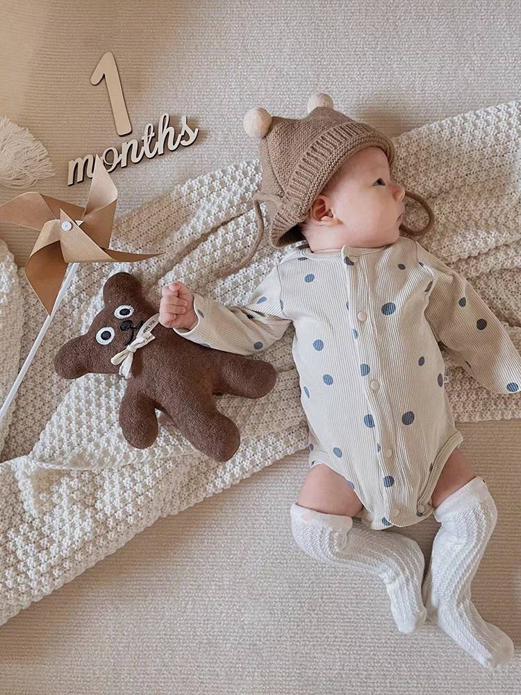 Baby one hundred days of photographing props, old children's newborn full moon at home baby, old age photo prop, baby