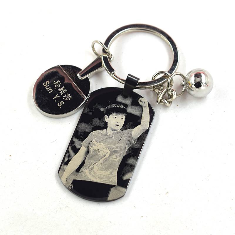 Sun Yingsha photo add keychain