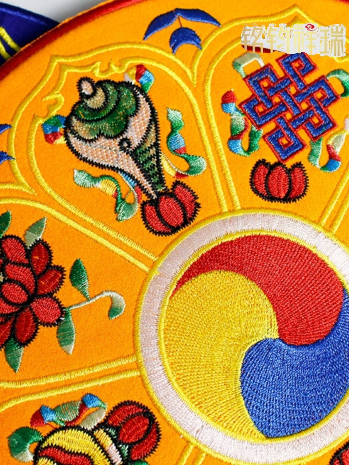 Round magazine cushion embroidered Bajixiang magic instrument pad embroidered hand drum pad anti -slip mouse pad Manzaki bell pad