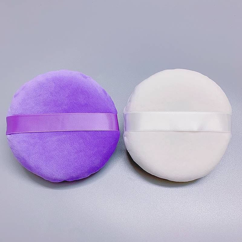 1 each of the white+purple super large powder puff