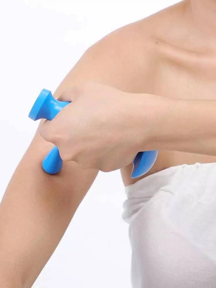 Muscle start and end trigger point manual massage vessel acupuncture point Press the finger to press the shoulder and neck fascia relaxation to recover