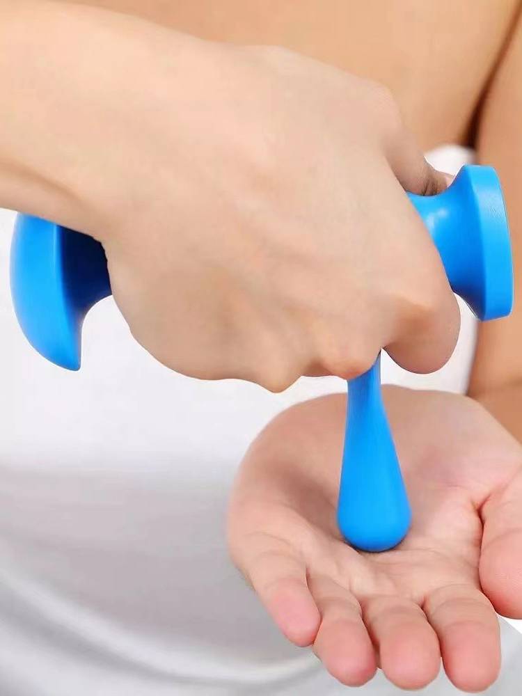 Muscle start and end trigger point manual massage vessel acupuncture point Press the finger to press the shoulder and neck fascia relaxation to recover