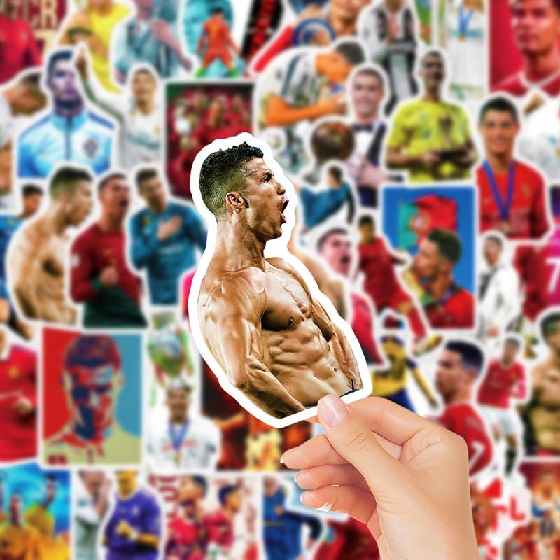 100 Cristiano Ronaldo World Cup Handbook Pattern Manchester United Football player pink support stationery handbook computer desktop skateboard material water cup decorative waterproof self -paste painting