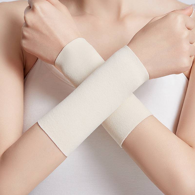 Summer fistula patients with fistula -dedicated wristplay dialysis sleeve hemodialysis supplies hemodiaplane wrist fixed protective cover