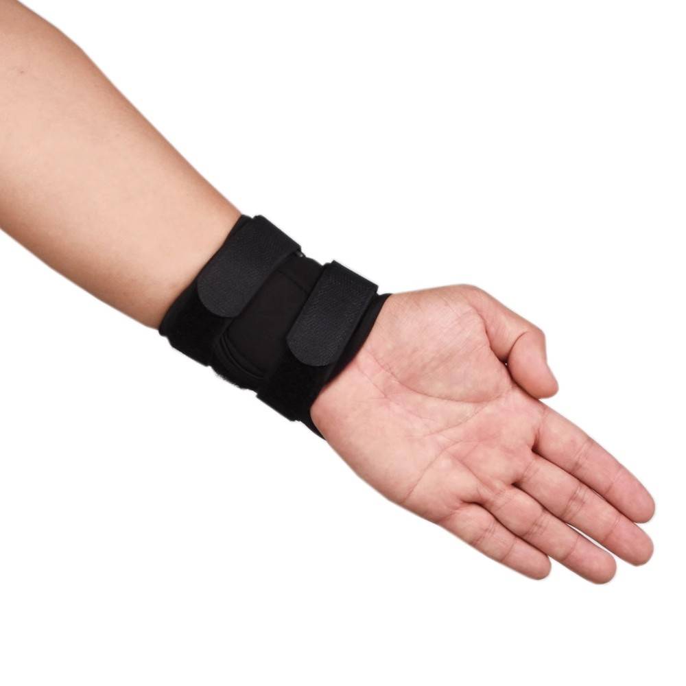 Golf swinging wrists, initial exercise gear swinging to prevent wrist flipping
