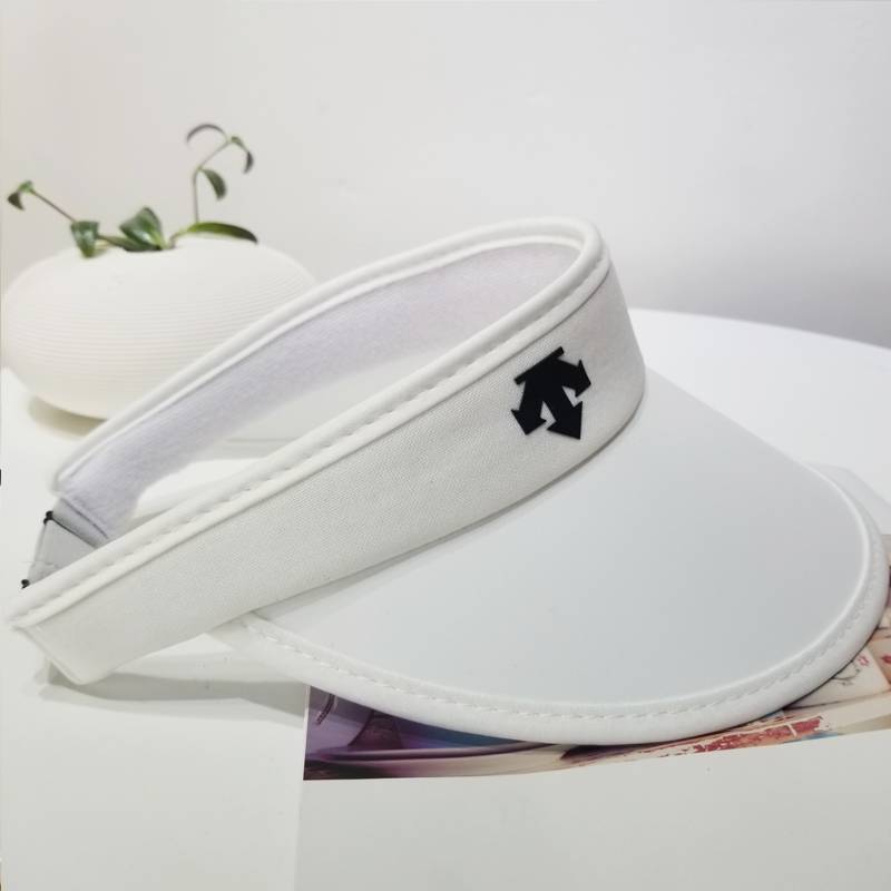 D'you know, the same empty hat, the suncap, the duck tongue hat, the golf hat