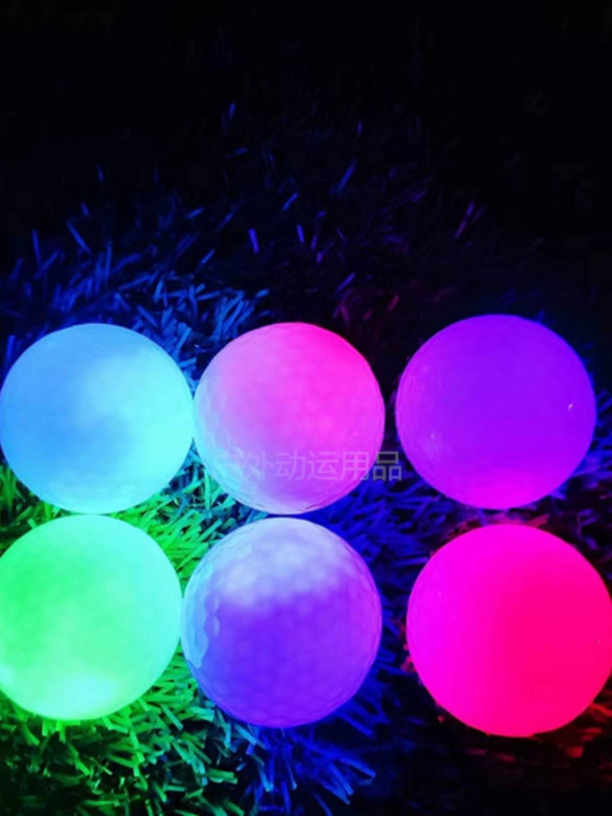 New Golf Golf Golf Colorful Fighting Ball Led Light Ball LED Hengliang Nights Night Place Playing Ball