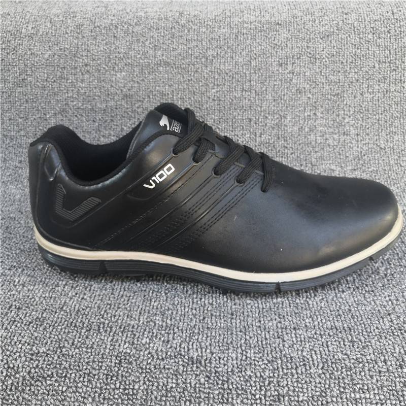 Foreign trade. Golf Commercial Leisure Men's Shoes nailed the black-coated shoes