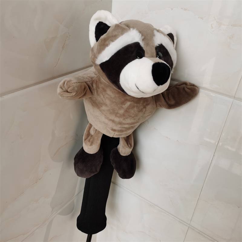 Raccoon gray