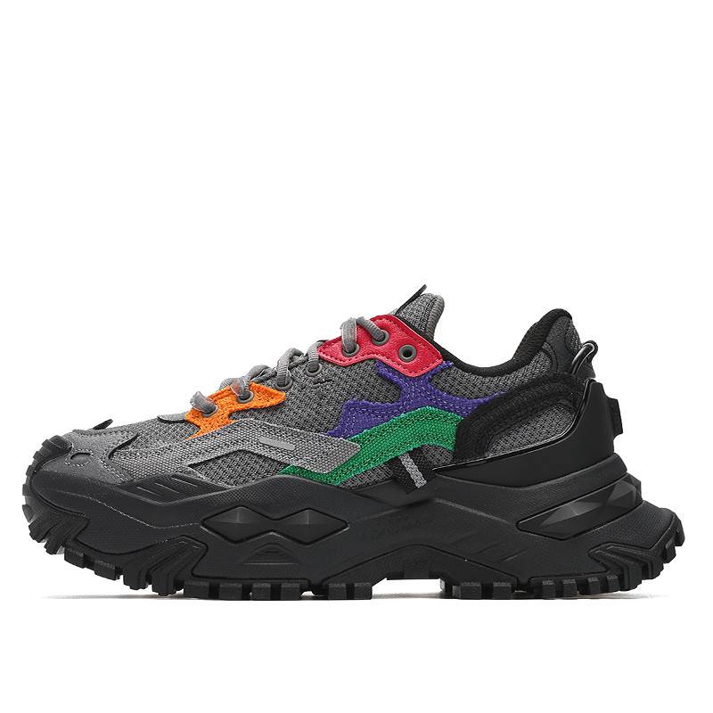 "Summer New Stinky Lady Thicked Up Old Dad's Shoes Sports Golf Shoes."