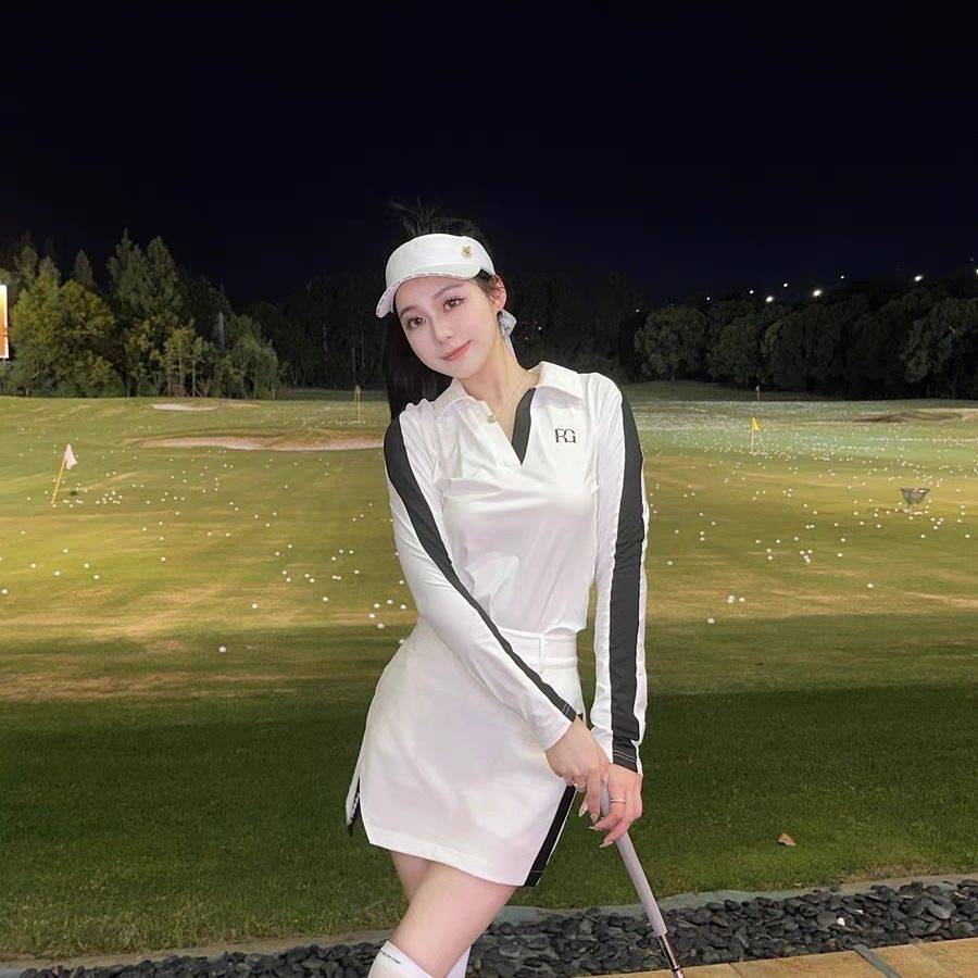 A NEW 2024 GOLF DRESS FOR A POLO-SLEEVE