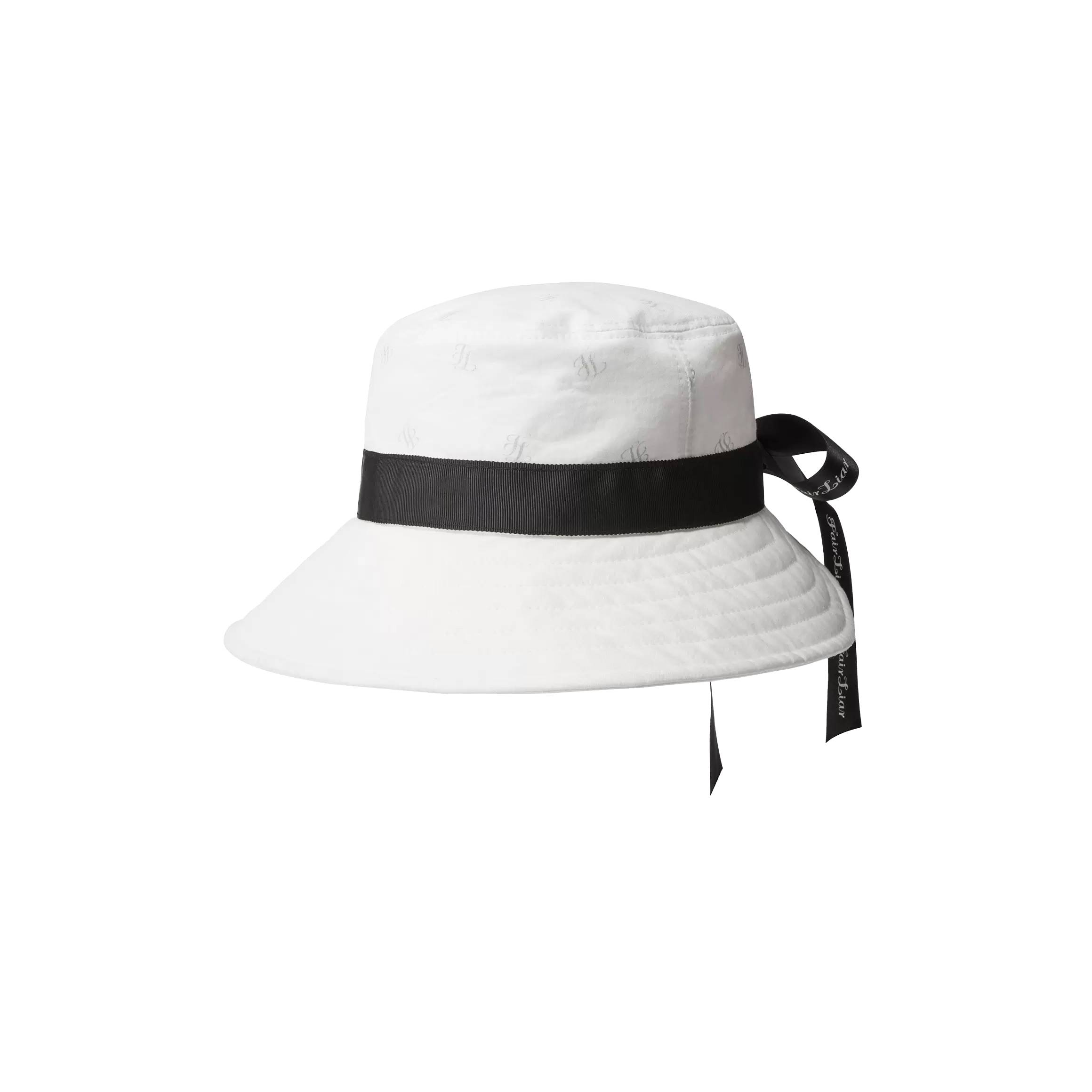 Ms. Han Golfie has a hat with a hat and a hat with a hat and a hat