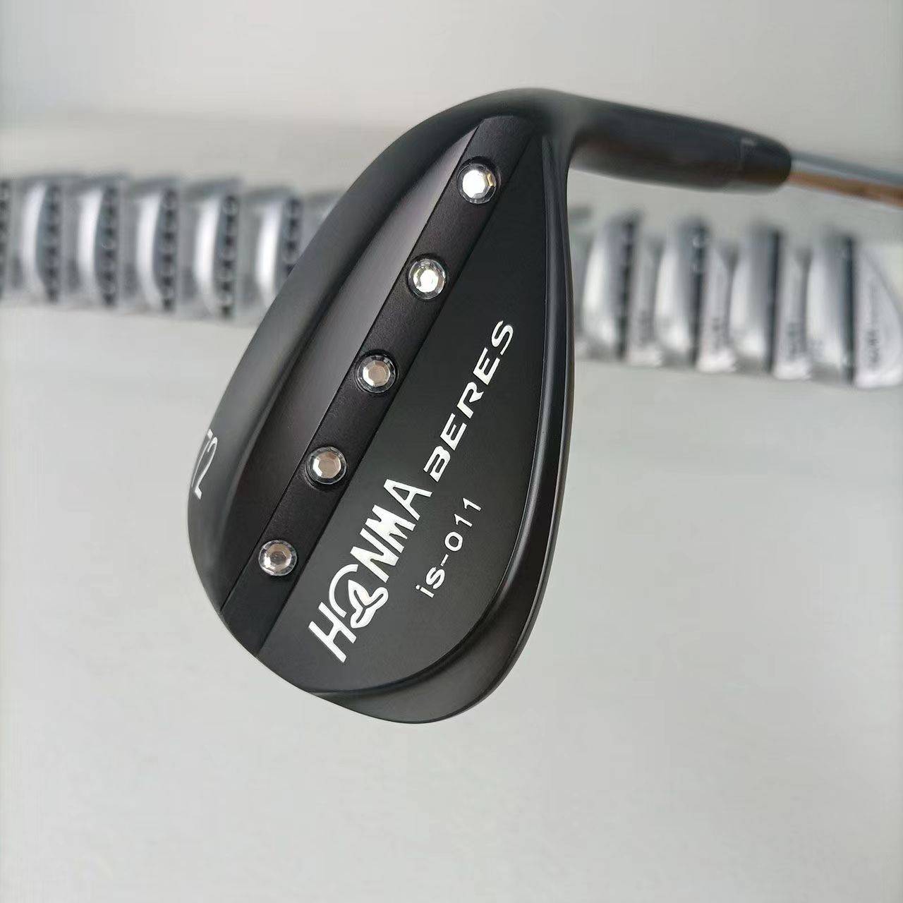 Black 46 °